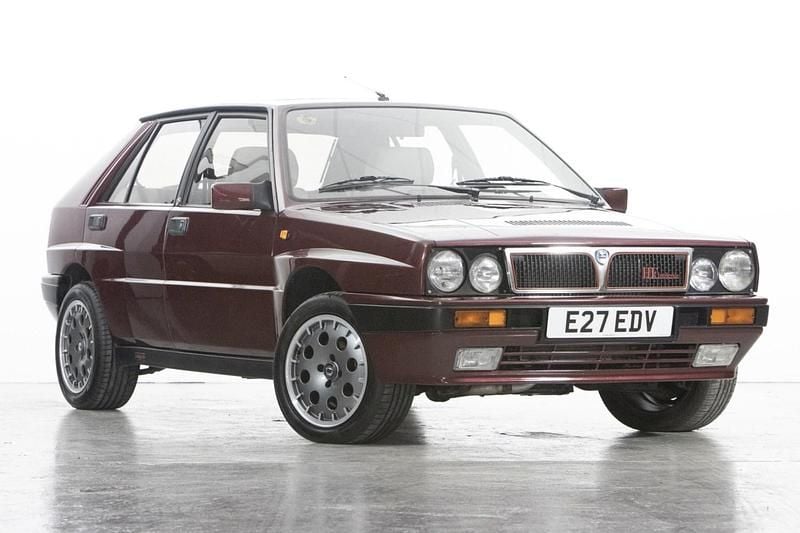 Used Lancia Delta 1996 Red Hatchback