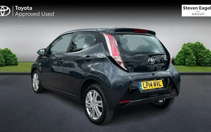 Used Toyota Aygo x-press 69 HP (50 kW) 2016 Hatchback