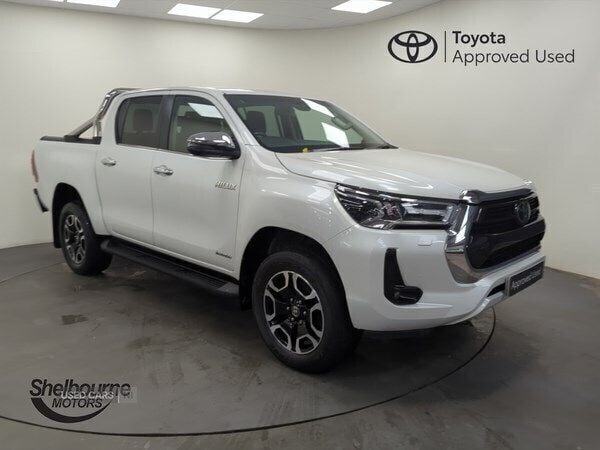 White Used 2023 Toyota HiLux Pickup | £30,895 (Good price) - Image 1/4