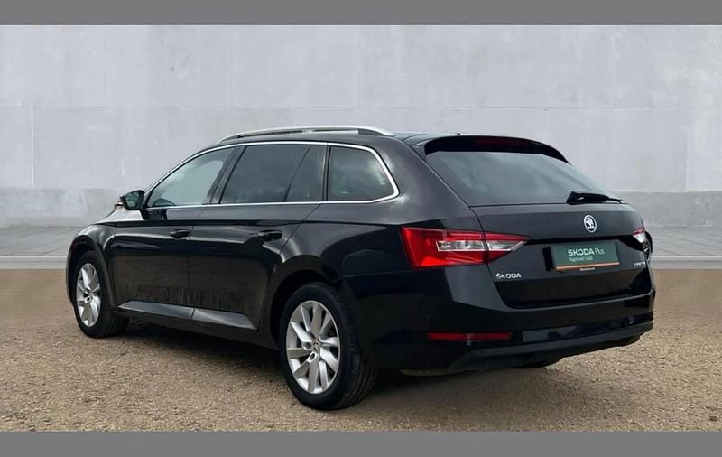 Used Skoda Superb SE Technology 150 HP (110 kW) 2019 Black Estate