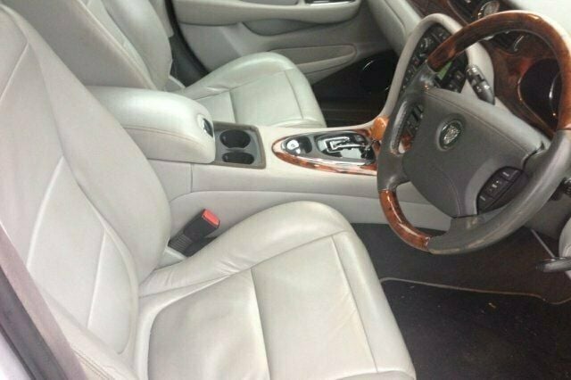 Used Jaguar XJ6 240 HP (176 kW) 2005 Sedan