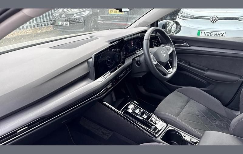 Used VW Golf VIII Style 128 HP (94 kW) 2024 Grey Hatchback