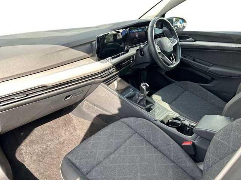 Used VW Golf VIII 130 HP (95 kW) 2023