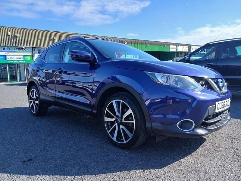 Blue Used 2016 Nissan Qashqai S SUV | £9,995 (Fair price) - Image 1/4