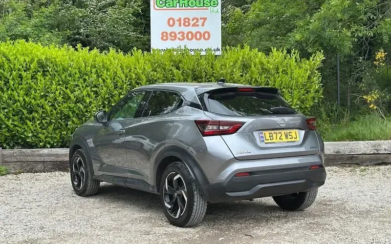 Used Nissan Juke N-Connecta 143 HP (105 kW) 2023 Grey SUV