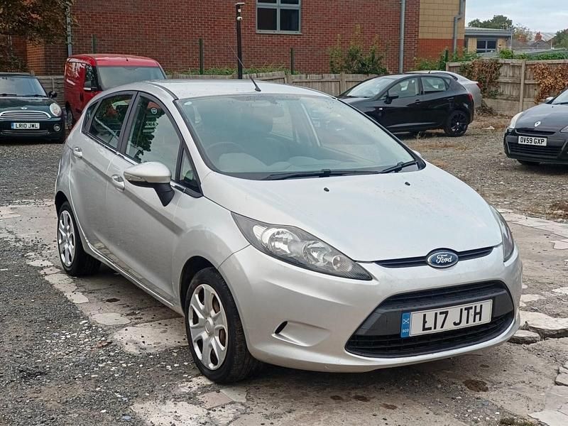 Silver Used 2009 Ford Fiesta Style Hatchback | £1,999 (Super price) - Image 1/4