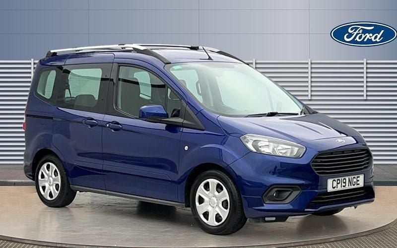 Blue Used 2019 Ford Tourneo Courier Zetec MPV | £10,052 (Fair price) - Image 1/4