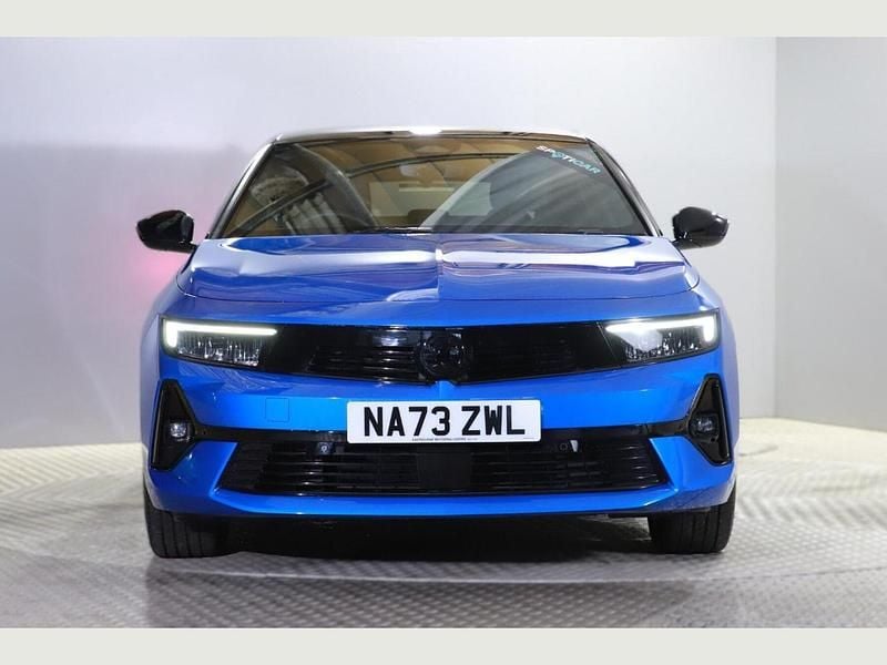 Used Vauxhall Astra S 129 HP (94 kW) 2023 Blue Hatchback
