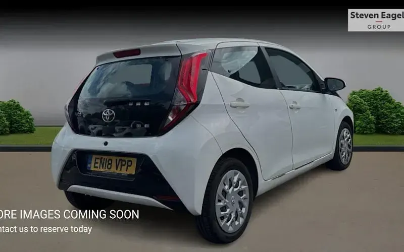 Usado Toyota Aygo X-play 72 HP (52 kW) 2020 Citadino