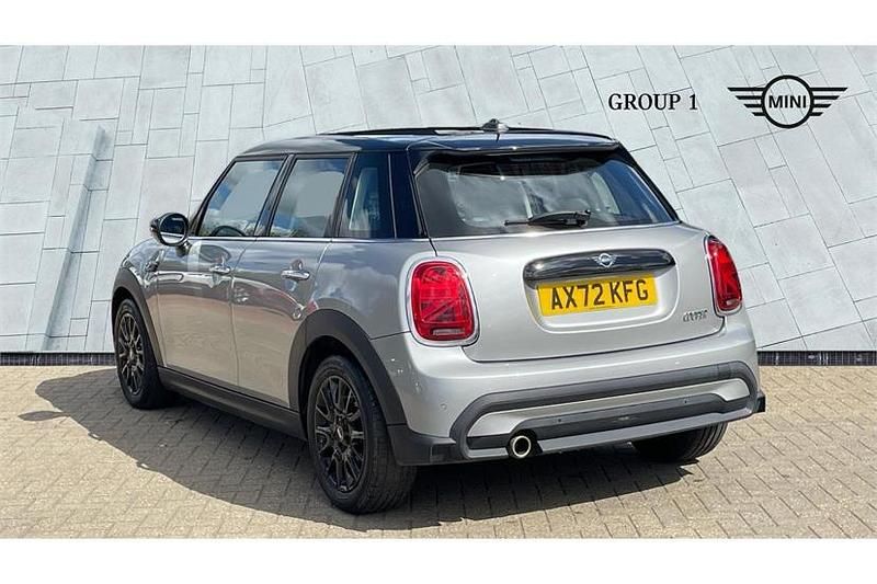 Used Mini Cooper Classic 136 HP (100 kW) 2023 Melting silver iii Hatchback
