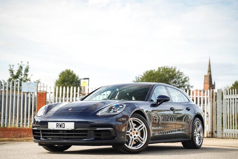 Blue Used 2018 Porsche Panamera Sport Turismo Sedan | £32,995 (Good price) - Image 1/4