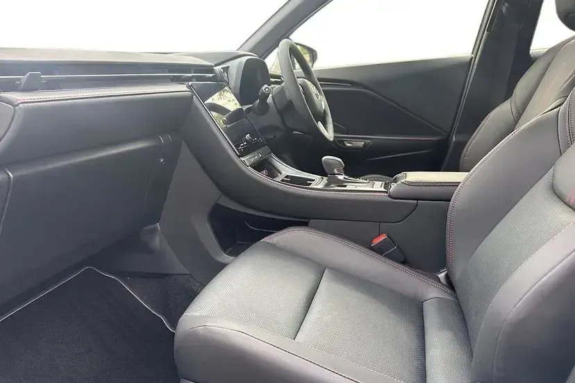 New Lexus LBX 134 HP (98 kW) 2026 Cement grey SUV