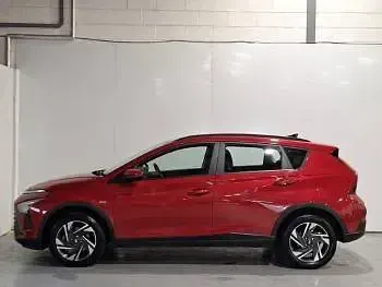 Used Hyundai Bayon SE 100 HP (73 kW) 2023 Red SUV