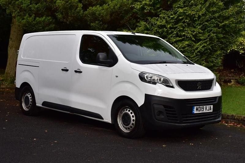 Used Peugeot Expert 115 HP (84 kW) 2019 White Van