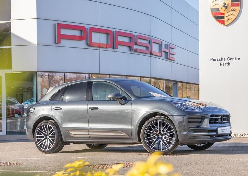 Used Porsche Macan 265 HP (194 kW) 2023 Grey SUV