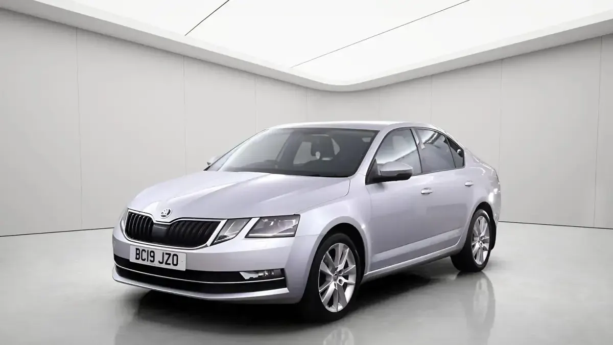 Used Skoda Octavia SE L 150 HP (110 kW) 2019 Silver Hatchback