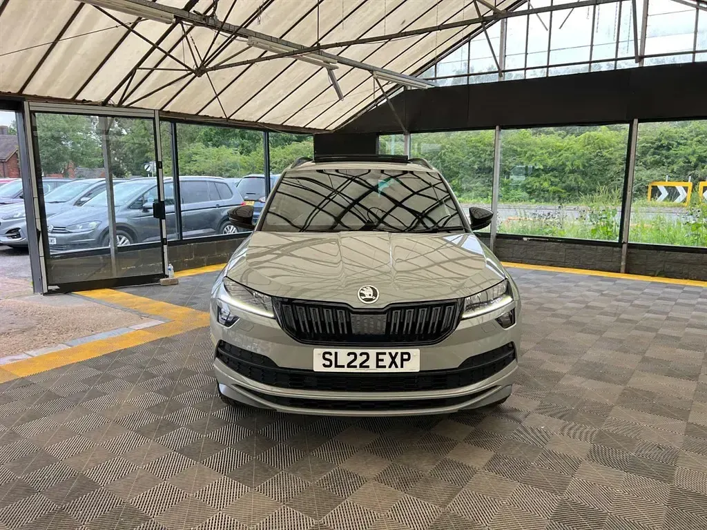Used Skoda Karoq SportLine 150 HP (110 kW) 2022 Grey SUV