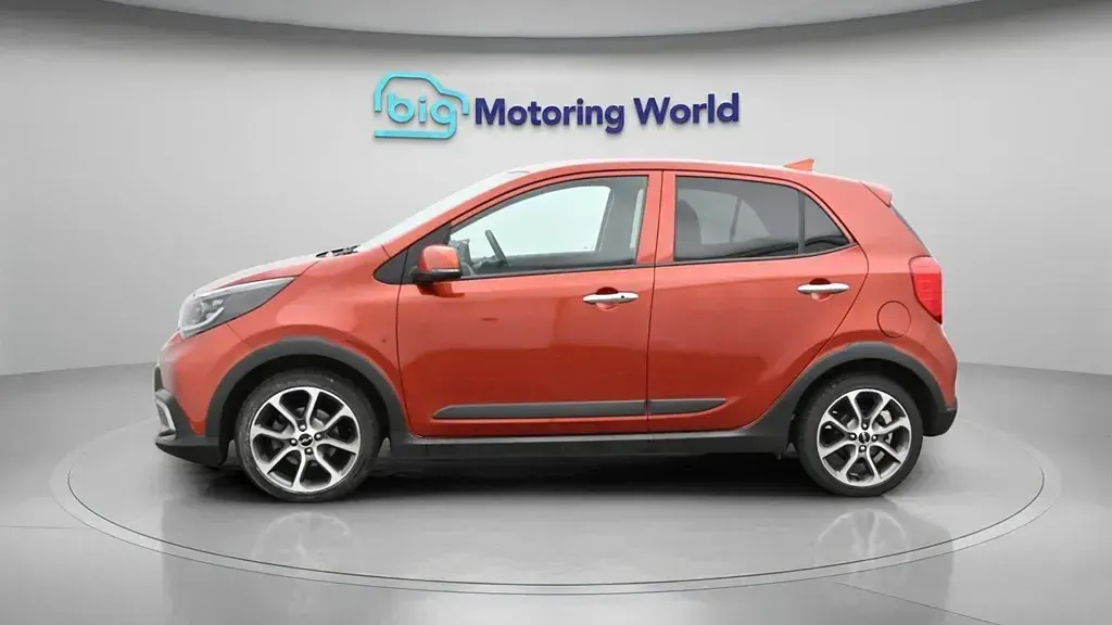 Used Kia Picanto X-Line 66 HP (48 kW) 2023 Orange Hatchback