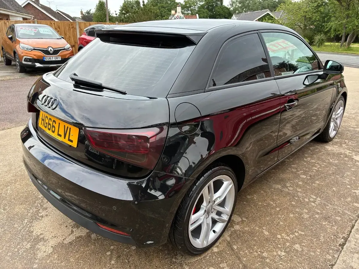 Used Audi A1 Sport 125 HP (91 kW) 2016 Black Hatchback