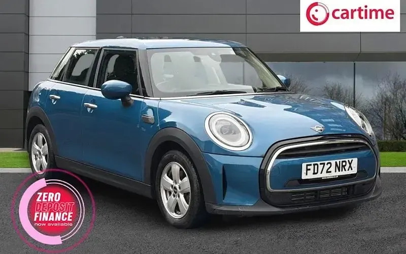 Used Mini Cooper Classic 136 HP (100 kW) 2022 Hatchback