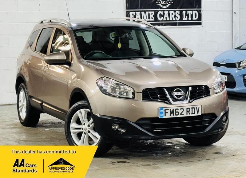 Gold Used 2013 Nissan Qashqai +2 N-TEC SUV | £4,995 (Fair price) - Image 1/3