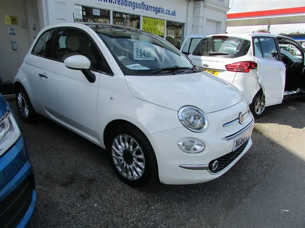 Used Fiat 500 Lounge 69 HP (50 kW) 2017 White Hatchback
