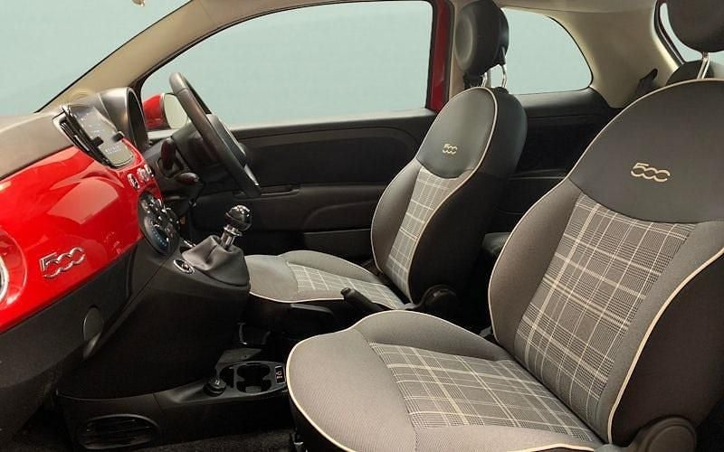 Used Fiat 500 Lounge 69 HP (50 kW) 2019 Hatchback