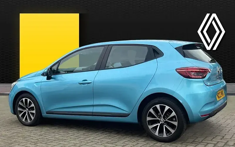 Used Renault Clio Iconic 90 HP (66 kW) 2022 Blue  Hatchback