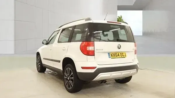 Used Skoda Yeti Elegance 140 HP (102 kW) 2014 White SUV