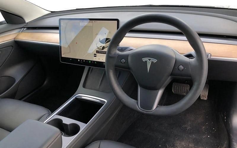 Used Tesla Model 3 RWD 180 kW (245 HP) 2023 Sedan