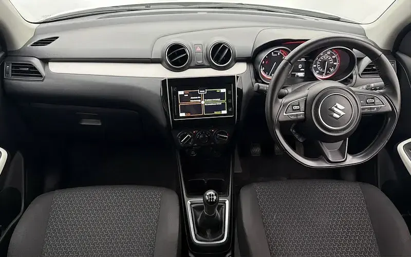 Used Suzuki Swift SZ-L 83 HP (61 kW) 2023 White Hatchback