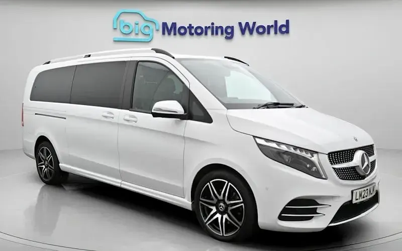 Used Mercedes V300 AMG line 237 HP (174 kW) 2023 MPV