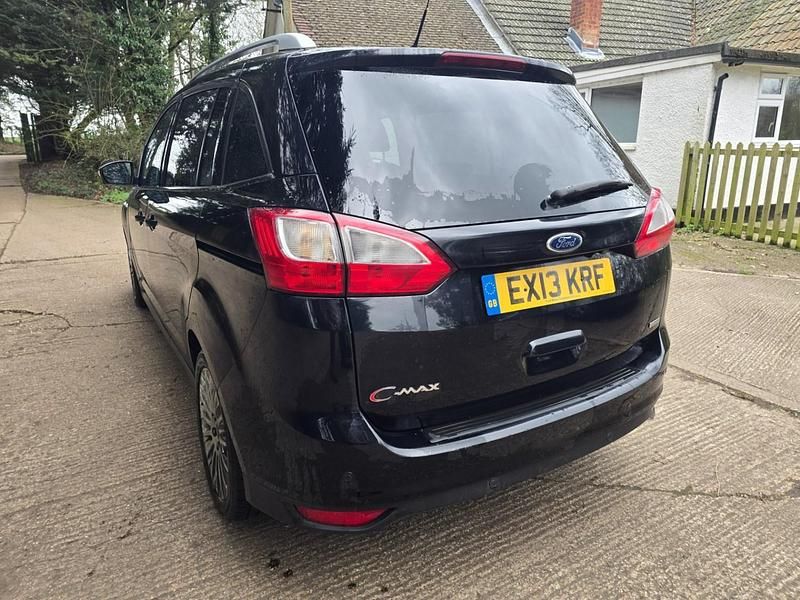 Used Ford Grand C-Max Titanium 125 HP (91 kW) 2013 Black MPV