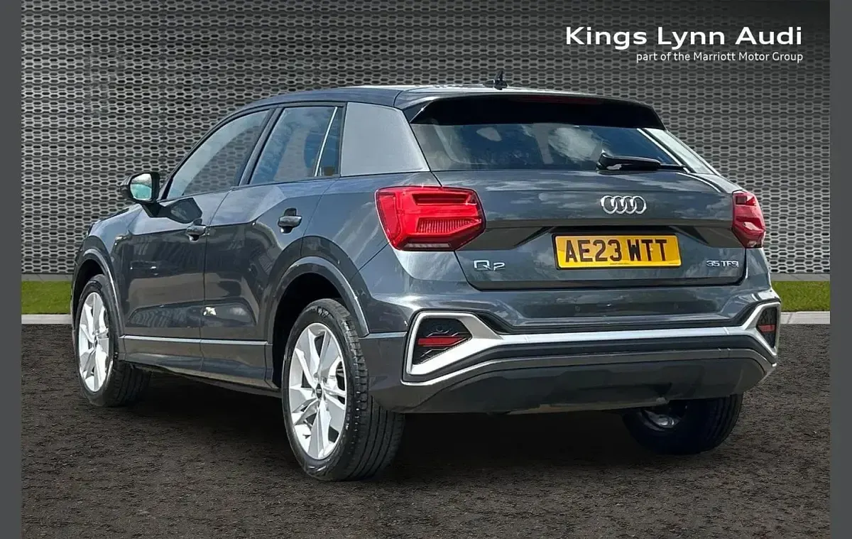 Used Audi Q2 S-Line 147 HP (108 kW) 2023 Grey SUV