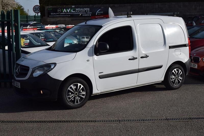 Used Mercedes Citan 109 90 HP (66 kW) 2017 White