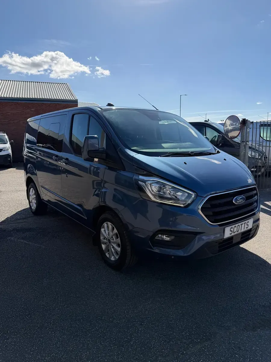 Used Ford Transit Custom Limited 130 HP (95 kW) 2023 Blue
