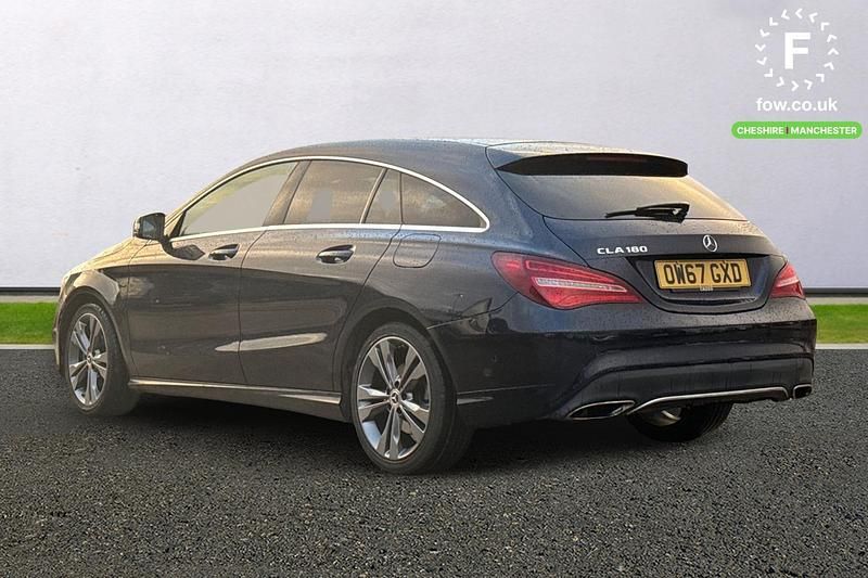 Used Mercedes CLA180 122 HP (89 kW) 2017 Blue Sedan