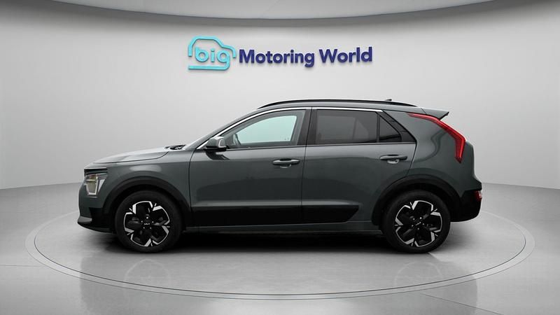 Usado Kia e-Niro 147 kW (201 HP) 2023 Verde SUV