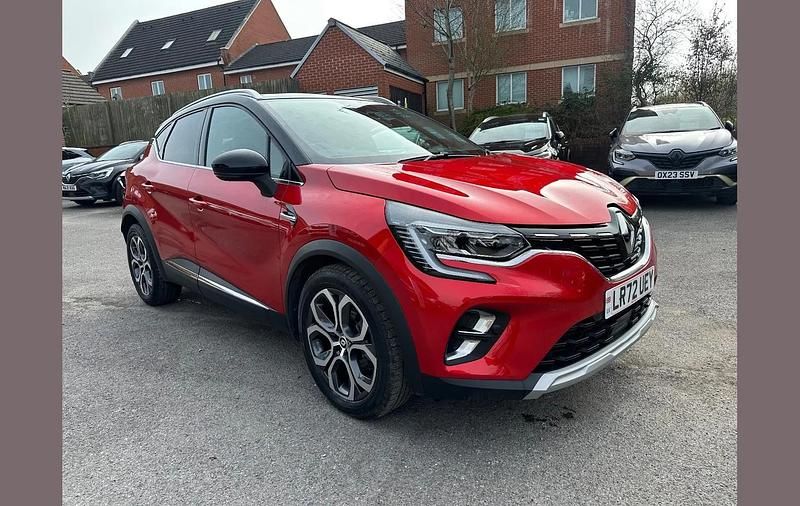 Used Renault Captur Techno 143 HP (105 kW) 2023 Red  SUV