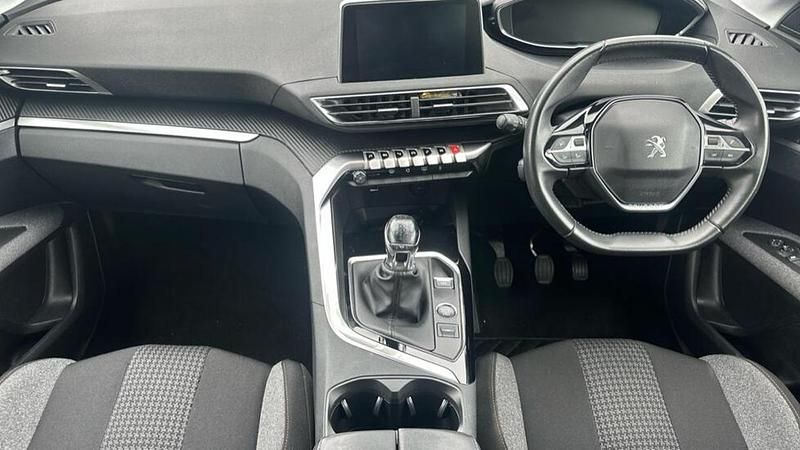 Black Used 2022 Peugeot 3008 Active Premium SUV | £14,665 (Fair price) - Image 1/4