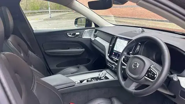 Used Volvo XC60 Ultra 250 HP (183 kW) 2025 SUV