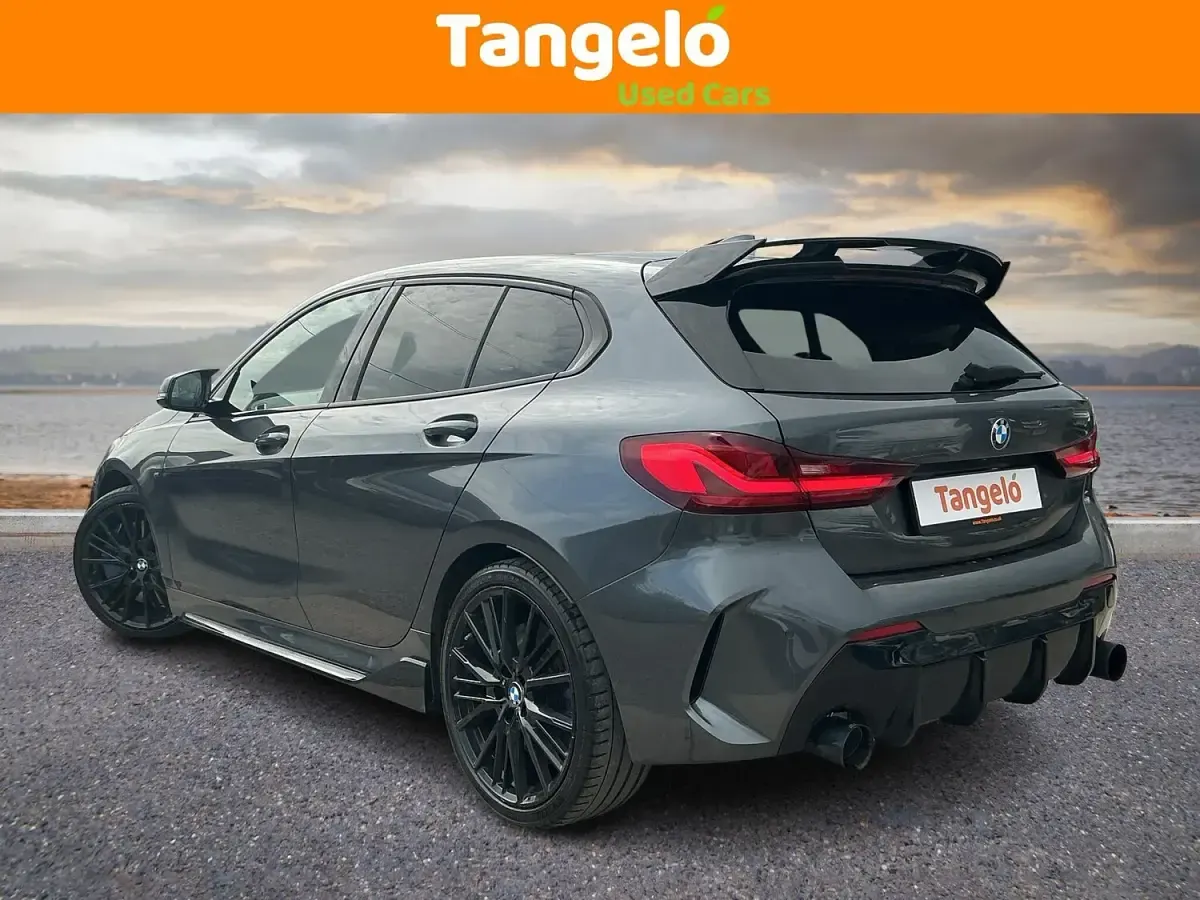 Usado BMW M135 Impressive 306 CV (225 kW) 2020 Gris Utilitario
