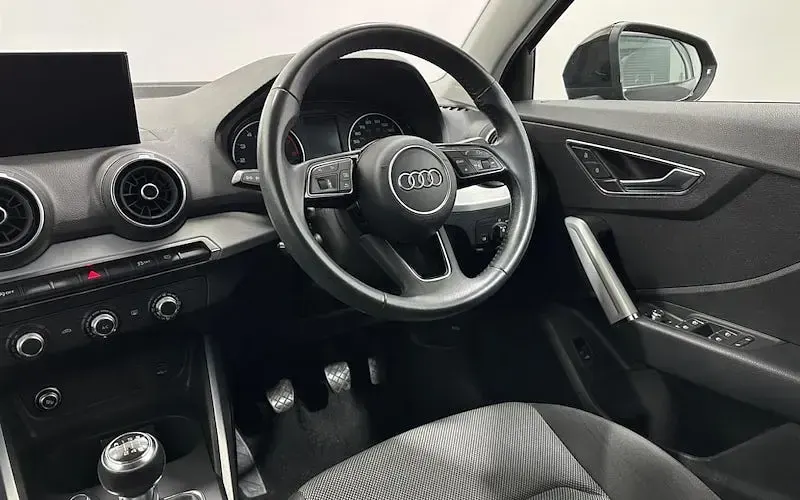 Used Audi Q2 Sport 116 HP (85 kW) 2020 Black SUV
