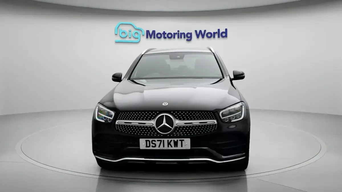 Used Mercedes GLC300 AMG line 245 HP (180 kW) 2022 Black SUV