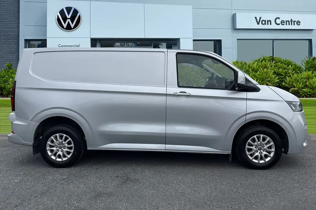 Używany VW Transporter Pro 110 KM (80 kW) 2025 Szary Van