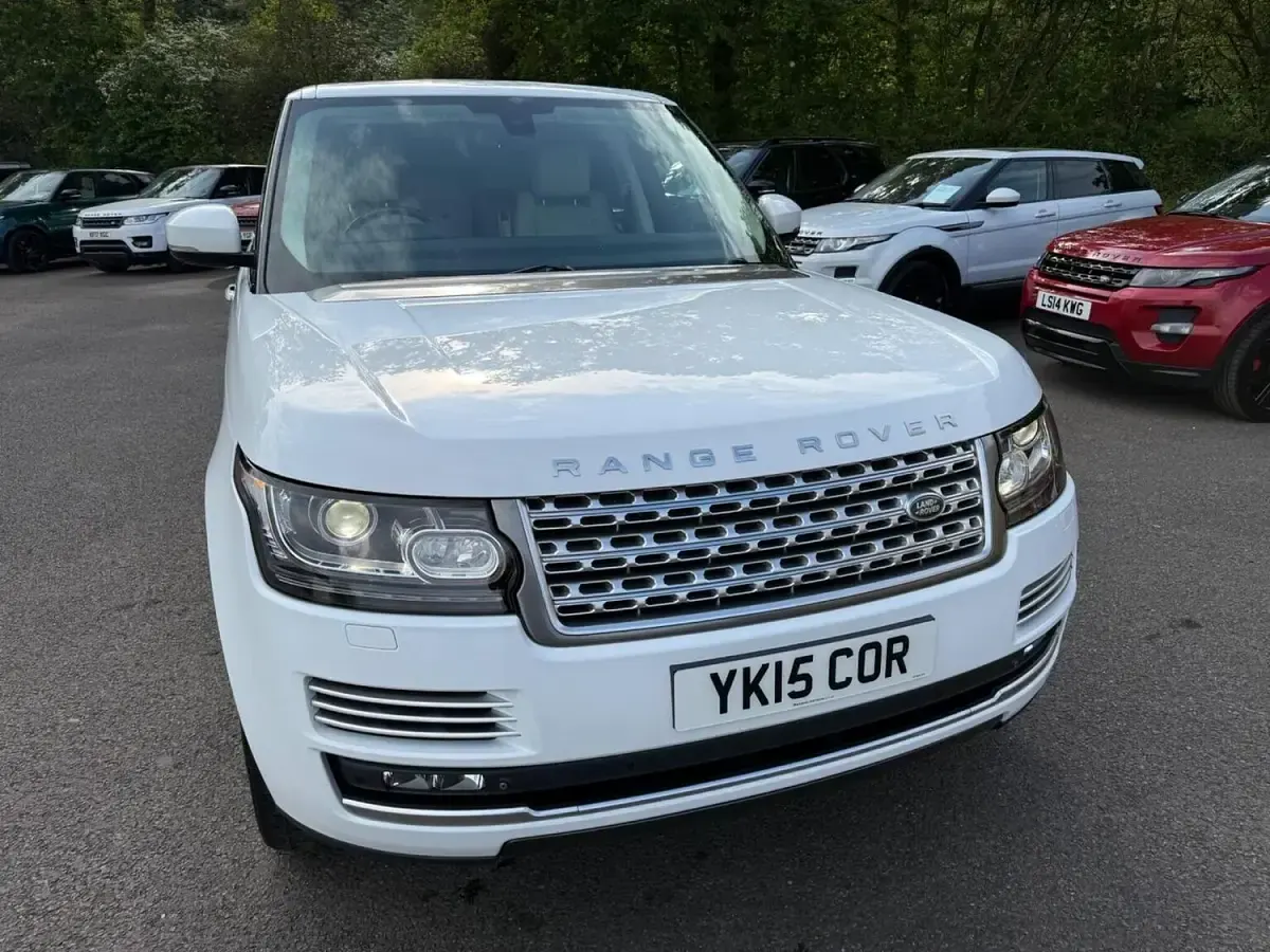 Begagnad Land Rover Range Rover Autobiography 306 HK (225 kW) 2015 Vit SUV