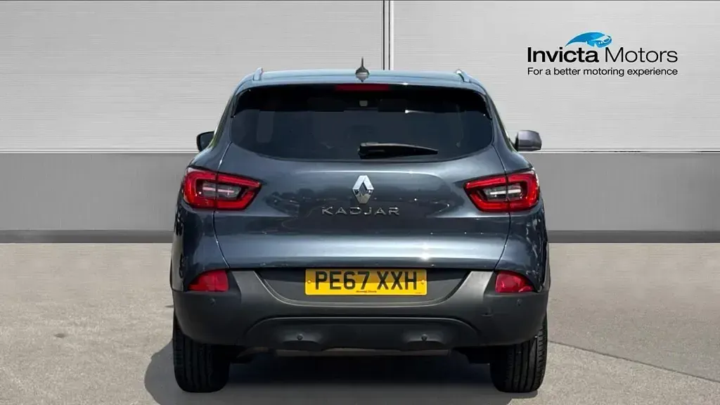 Usado Renault Kadjar Dynamique 130 HP (95 kW) 2017 Cinzento SUV