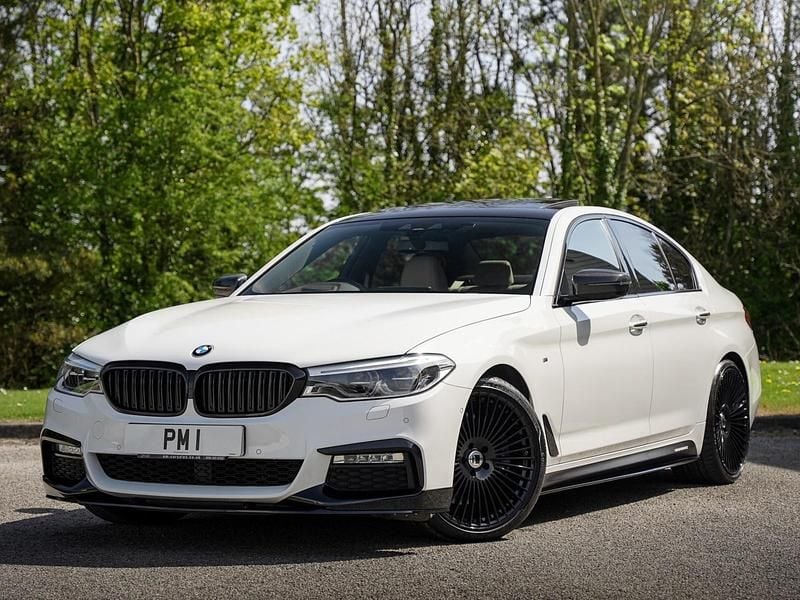 White Used 2017 BMW 540 M Sport Sedan | £28,870 (Expensive) - Image 1/4