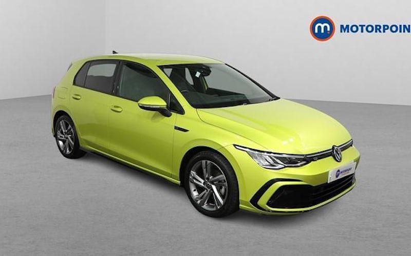 Used 2023 VW Golf VIII R-line Hatchback | £20,449 (Good price) - Image 1/4