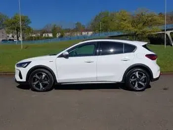 Usado Ford Focus Active 125 HP (91 kW) 2023 Branco Citadino